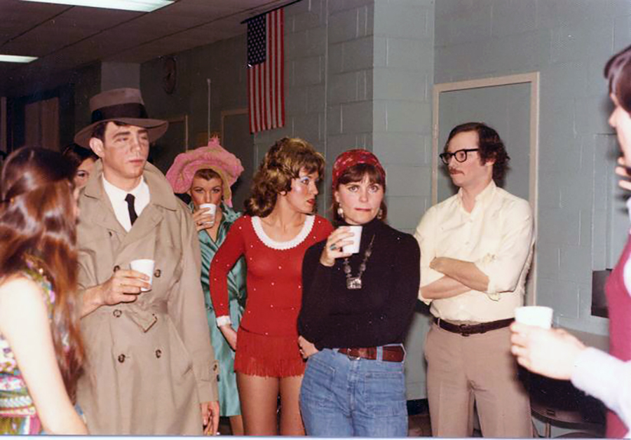 PISBackStage1975